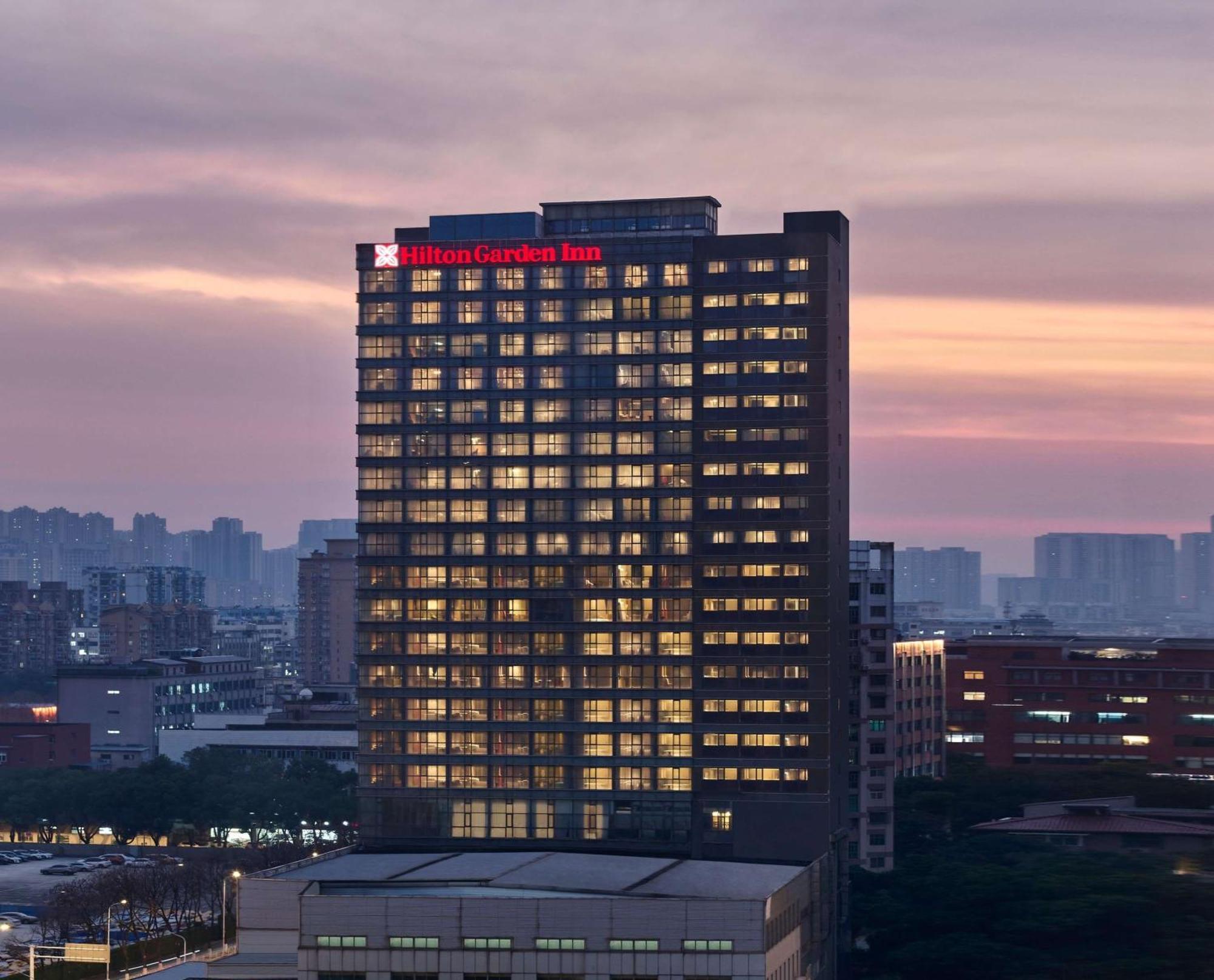 Hilton Garden Inn Wuhan Hankou Kültér fotó