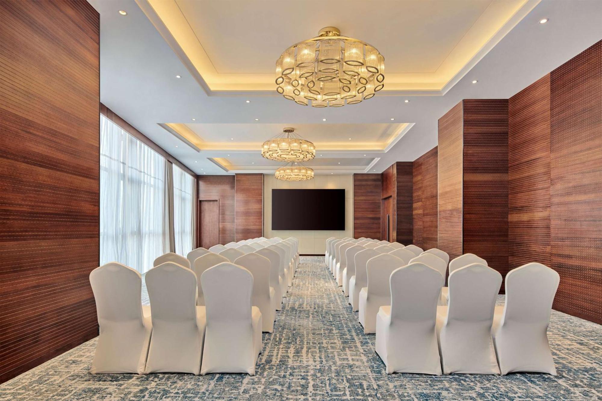 Hilton Garden Inn Wuhan Hankou Kültér fotó
