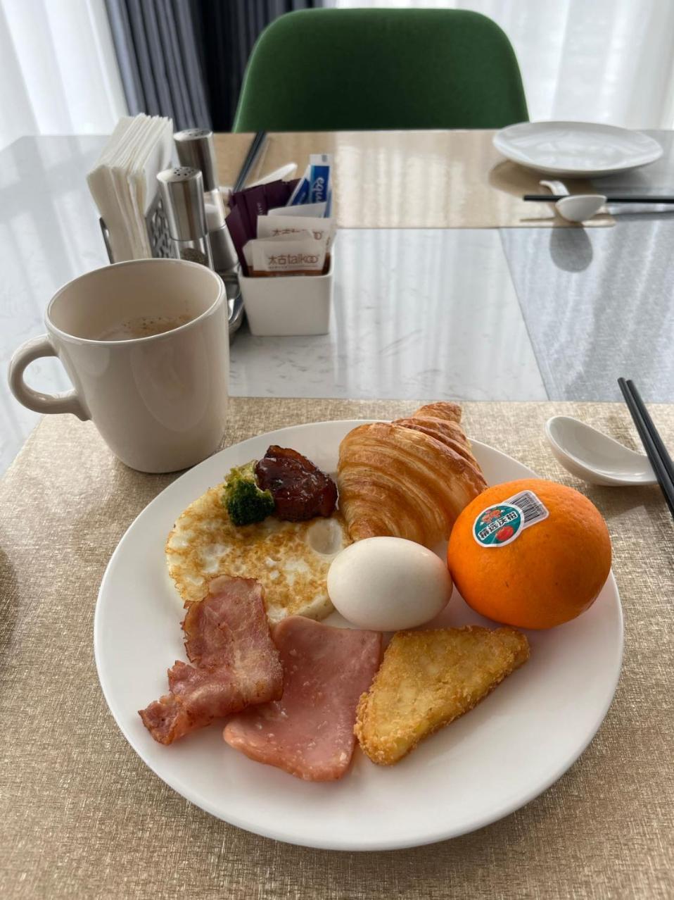 Hilton Garden Inn Wuhan Hankou Kültér fotó