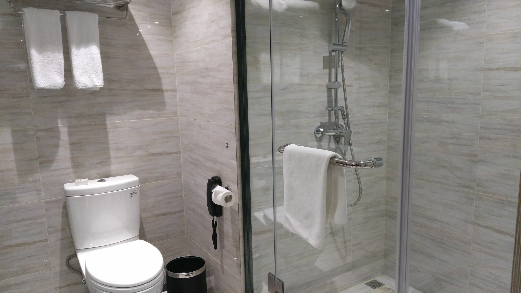 Hilton Garden Inn Wuhan Hankou Kültér fotó